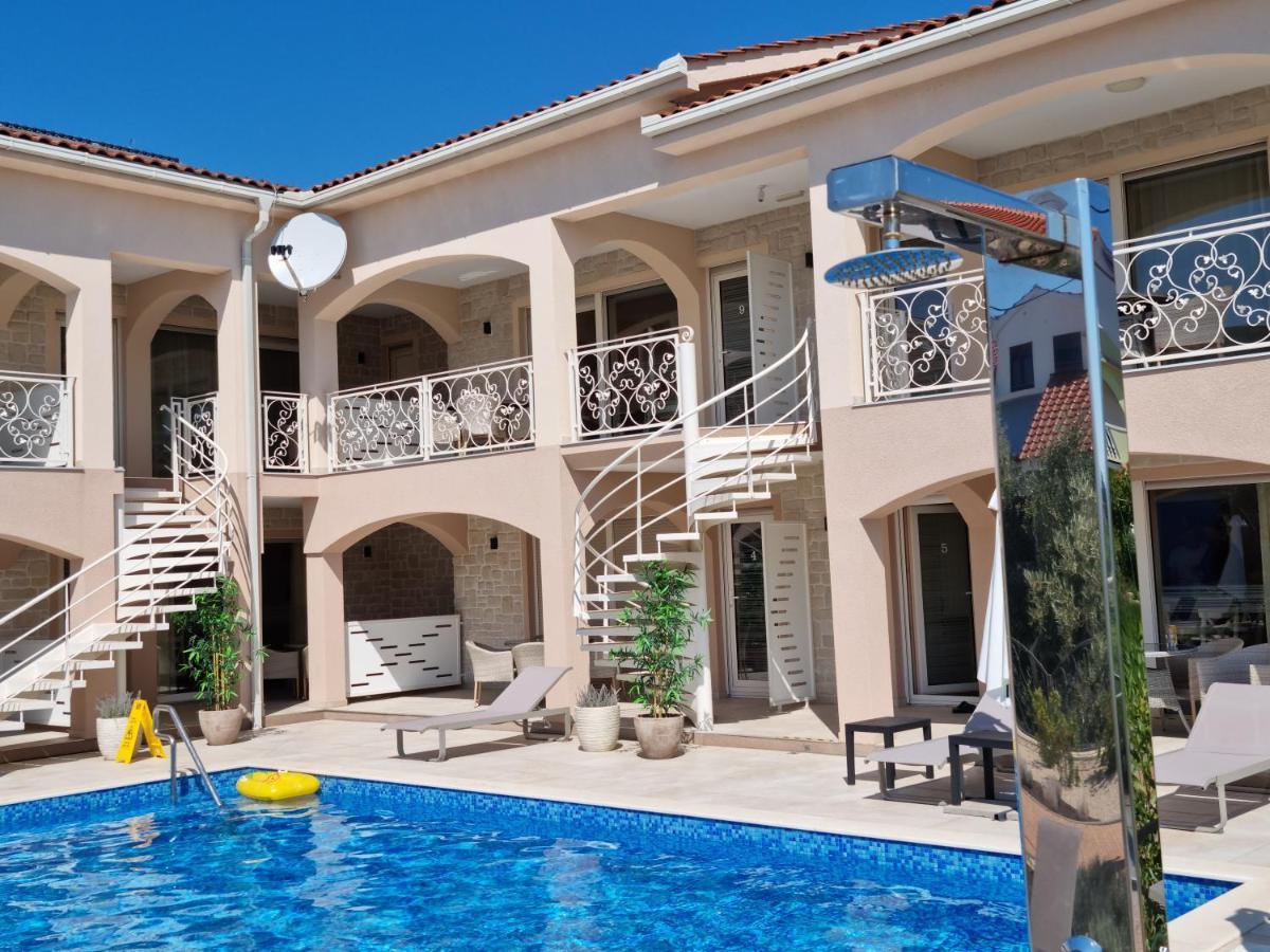 Villa Luka Lopar Exteriör bild