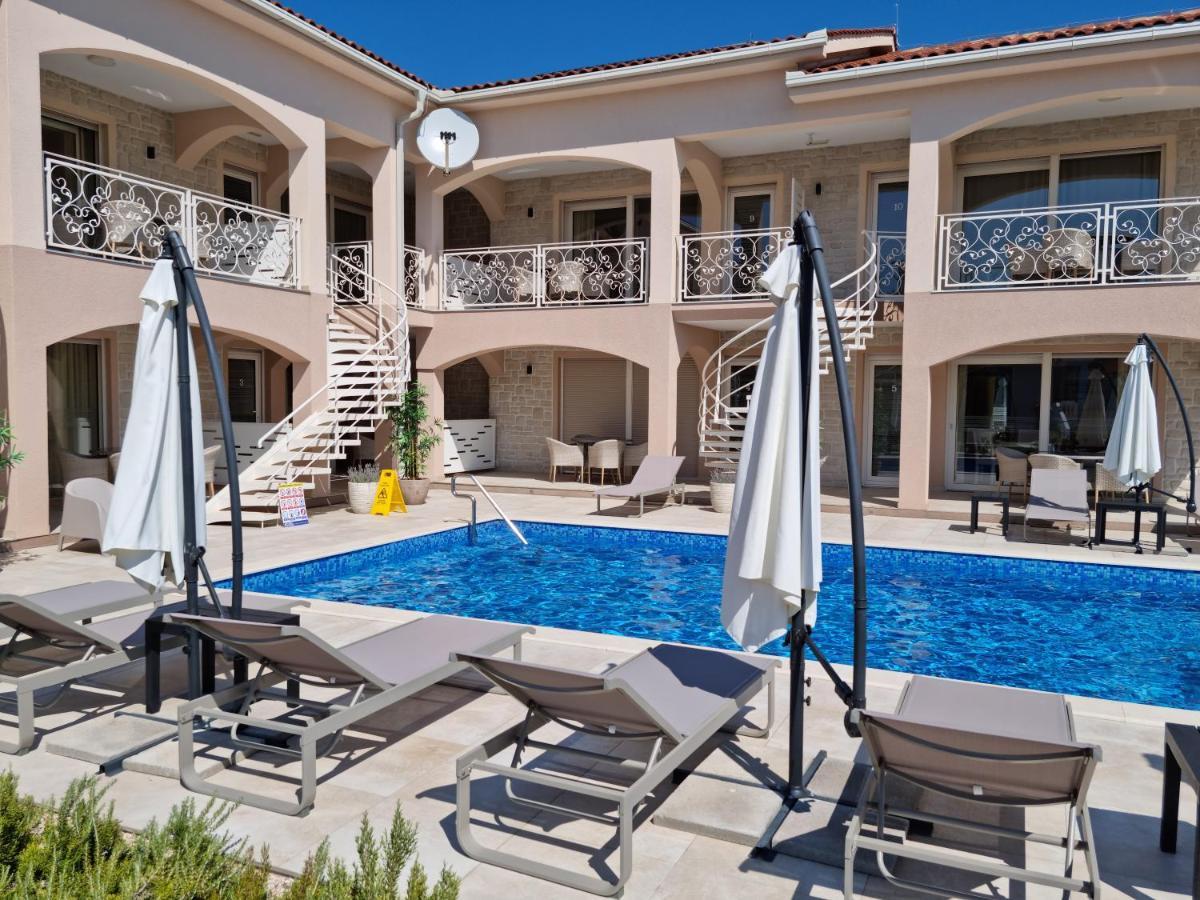 Villa Luka Lopar Exteriör bild